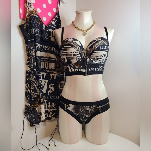 NWT Victoria's Secret X Balmain 2017 Fashion Show 3pc Set! 34D/med 🖤 - Picture 2 of 13